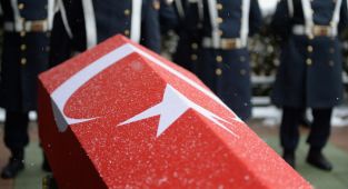 Bakanlardan şehit olan 5 askerimiz için başsağlığı mesajı