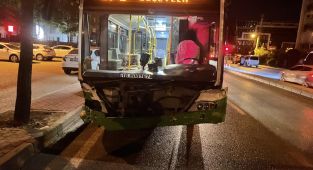 Bursa'da otobüs ile otomobil çarpıştı: 7 yaralı