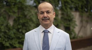 Eski Yunus Emre Enstitüsü Başkanı Şeref Ateş gözaltına alındı