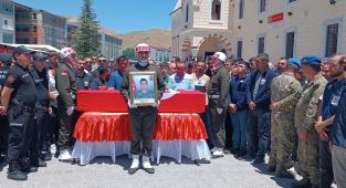 Şehit Celattin Uyanık, Bitlis'te son yolculuğuna uğurlandı