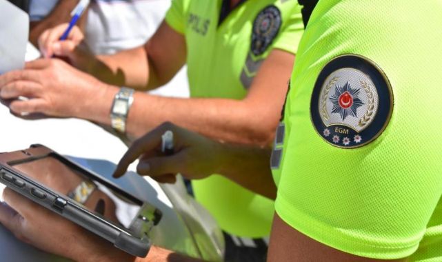 Abart egzoz kullanan 29 sürücüye 194 bin lira ceza