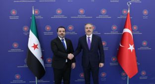 Bakan Fidan: YPG Suriye'de oyunbozanlık yapıyor