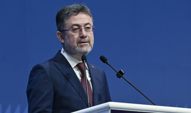 Bakan Yumaklı orman yangınlarına ilişkin son bilgileri paylaştı