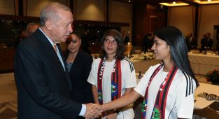 Cumhurbaşkanı Erdoğan: Terörsüz Türkiye'nin en önemli aktörü gençlerimiz ve kadınlar olacaktır