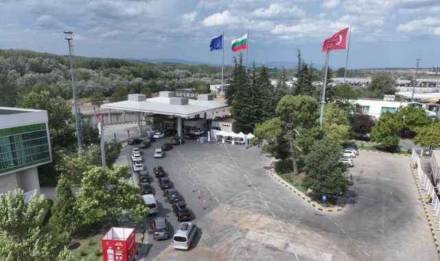 Gurbetçilerin dönüş yolculuğu sürüyor