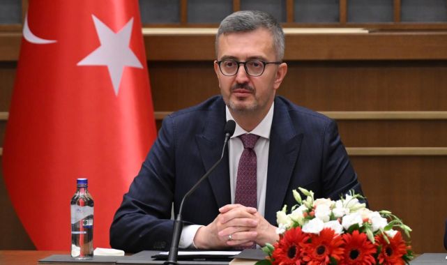 İletişim Başkanı Duran: YAŞ kararları kahraman ordumuza hayırlı olsun