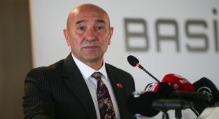 İzmir Büyükşehir Belediyesine yolsuzluk soruşturmasında iddianame kabul edildi
