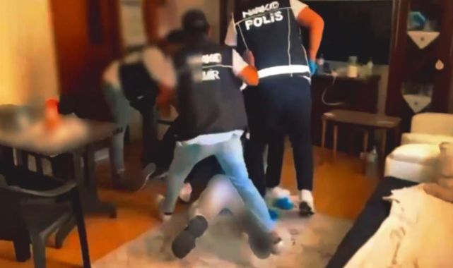 İzmir'de uyuşturucu operasyonu