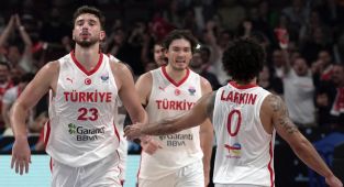 12 Dev Adam final için parkede: Dev maç TRT 1'de