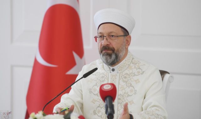 Ali Erbaş: İnsanlık zor ve çetin bir süreçten geçmektedir