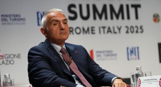 Bakan Ersoy, Türkiye'nin gece müzeciliği deneyimini Roma'da anlattı