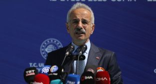 Bakan Uraloğlu: Hazardağlı Yeni Nesil Kavşağı, modern ulaşım anlayışımızın göstergesidir.