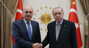Cumhurbaşkanı Erdoğan, TBMM Başkanı Kurtulmuş'u kabul etti