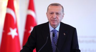Cumhurbaşkanı Erdoğan'dan Filenin Sultanlarına tebrik mesajı