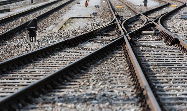Dörtyol Hassa Demir Yolu ve Otoyol Projesiyle Akdeniz'e ulaşım kolaylaşacak