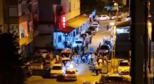 Düğün sonrası kavga: Kalabalığın üzerine aracını sürdü