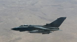 İngiltere, Polonya üzerindeki NATO hava savunmasını güçlendirmek için seçenekleri değerlendirecek
