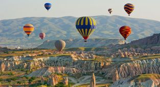 Kuvvetli rüzgar balonların uçmasına engel oldu