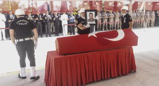 Şehit özel harekat polisimize veda