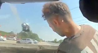 Seyir halinde kaput üzerinde motor kontrolü