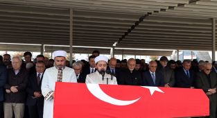 Yavuz Bülent Bakiler, Sivas'ta son yolculuğuna uğurlandı