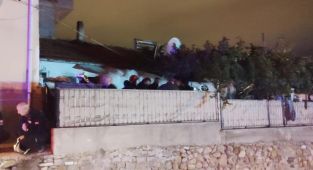 Denizli'de evin tavanı çöktü: 6 yaralı