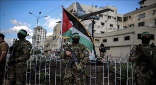 Hamas heyeti, Gazzede ateşkes müzakerelerini başlatmak üzere Mısıra ulaştı