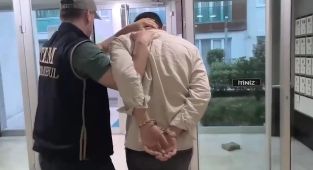 İstanbul merkezli 3 ilde FETÖ irtibatlı 5 doktor yakalandı