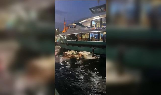 İstanbul'da yolcu motoru balıkçı teknesine çarptı