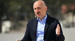 Karaismailoğlu, Başarır'dan kazandığı tazminatı Gazze'ye bağışlayacak