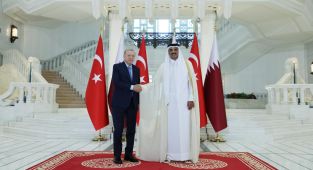Katar Emiri Al Sani: Türkiye ile tarihi ilişkiler ve örnek iş birliğimiz istikrarlı şekilde ilerliyor