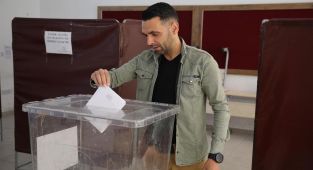 KKTC yarın sandık başına gidiyor