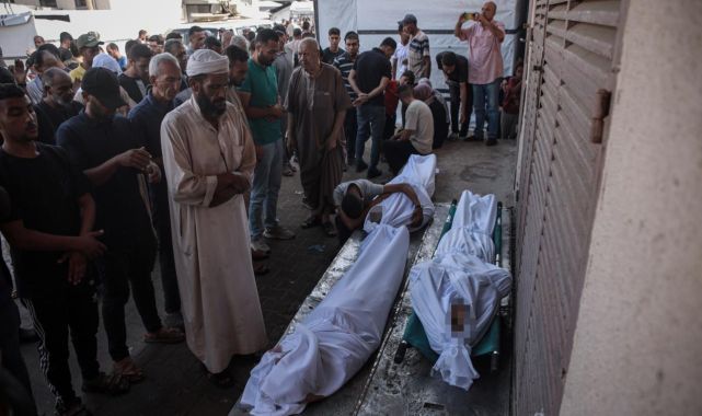 Trumpın saldırıları derhal durdurun çağrısına rağmen katil İsrail Gazzeyi bombalamayı sürdürüyor
