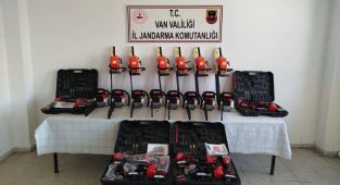 Van'da 430 bin TL değerinde gümrük kaçağı eşya ele geçirildi
