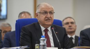 Bakan Güler: Terörle Mücadelemiz Tavizsiz Sürüyor, Kıbrıs'ta Tek Çıkar Yol Egemen Eşitlik