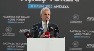 Bakan Uraloğlu: Türkiye, sancağını çok daha güçlü dalgalandırmaya devam ediyor