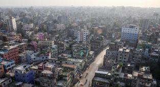 Bangladeş'te tarafsız geçiş hükümeti sistemi yeniden yürürlüğe girdi