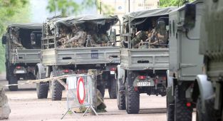Belçika'da 17 yaşındaki gençler gönüllü askerliğe çağrıldı