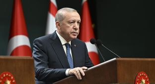 Cumhurbaşkanı Erdoğan, şehit pilot Korkmaz'ın babasıyla telefonda görüştü