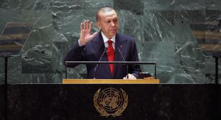 Cumhurbaşkanı Erdoğan'ın BM'deki tarihi konuşması, G20 Zirvesi kitapçığında