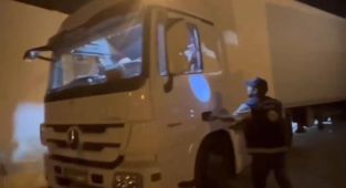 Hatay'da 16 kaçak göçmen yakalandı