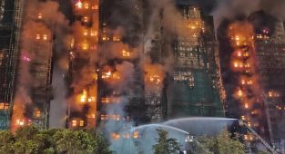 Hong Kong'da büyük yangın: 44 kişi öldü, 29 kişi yaralandı