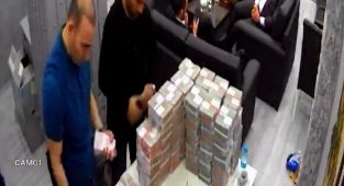 İmamoğlu çıkar amaçlı suç örgütü ilk görüntüsünü CHP'deki para sayma görüntüleriyle verdi