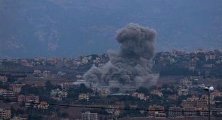 İsrail'in Lübnan'ın güneyinde bir araca düzenlediği İHA saldırısında 1 kişi öldü