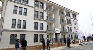 Malatya'da deprem konutlarının anahtar teslimi sürüyor