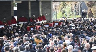 Türkiye kahraman şehitlerini uğurluyor