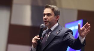 Bakan Bayraktar: Türkiye'yi enerjide bağımsız kılma yolunda politikalar geliştiriyoruz