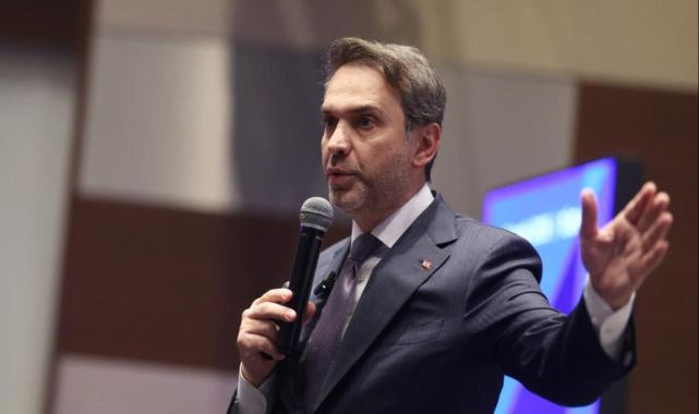 Bakan Bayraktar: Türkiye'yi enerjide bağımsız kılma yolunda politikalar geliştiriyoruz