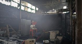 Burdur'da mermer fabrikasında yangın