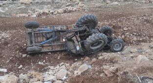 Şırnakta traktör devrildi: 12 yaralı